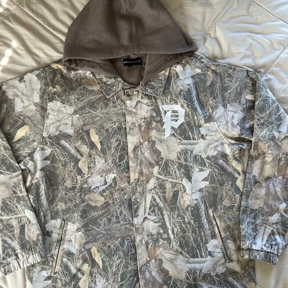 Primitive Men’s Carter 2fer Hooded Coaches Jacket Size XL Woodland Camo BNWT - Picture 10 of 13